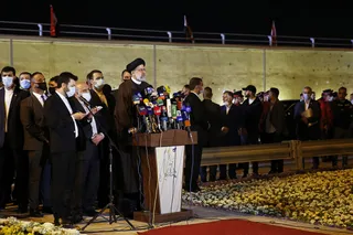 آیت الله رئیسی در محل شهادت حاج قاسم سلیمانی حضور یافت