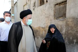 تصاویر بازدید سرزده رئیس جمهور از محله شهید هرندی تهران