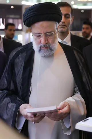 بازدید از سی و پنجمین نمایشگاه بین‌المللی کتاب تهران