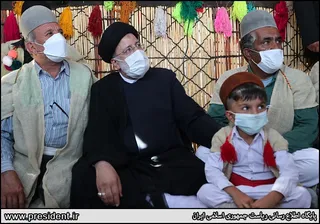 حضور آیت‌الله رئیسی در جمع عشایر بویراحمدی تنگه گرگو