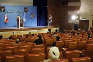 دستگاه قضایی باید از موضع قانون به موقع و با اقتدار ظاهر شود و اجازه ندهد اشرار و متجاسران به قانون امنیت مردم را تهدید و سلب کنند