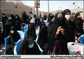 تصاویر بازدید هوایی از مناطق مرزی ایران و افغانستان و حضور و سخنرانی در روستای ملاعلی