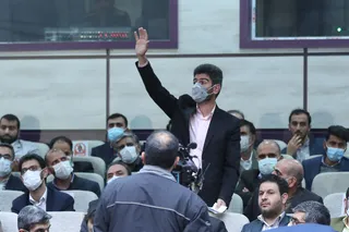 تصاویر دیدار رئیس جمهور با نخبگان ، علماء ، خانواده شهدا ، ایثارگران و جمعی از اقشار مختلف مردم