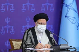 دیدار آیت‌الله رئیسی با هنرمندان