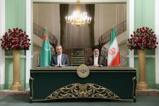 تصاویر  امضای اسناد همکاری میان تهران و عشق‌آباد و مصاحبه مطبوعاتی رئیس جمهور و رئیس شورای مصلحت خلق ترکمنستان
