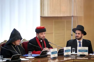 تصاویر نشست با پیروان ادیان توحیدی