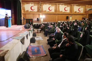تصاویر دیدار رئیس جمهور با نخبگان ، علماء ، خانواده شهدا ، ایثارگران و جمعی از اقشار مختلف مردم