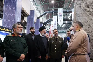 تصاویر بازدید از نمایشگاه دستاوردهای فناورانه وزارت دفاع و پشتیبانی نیروهای مسلح