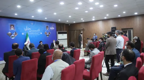 رئیس جمهور در نشست خبری سفر استانی به هرمزگان:  صیادی ترال که به دریا و آبزیان و صیادی سنتی آسیب وارد کند، ممنوع خواهد بود