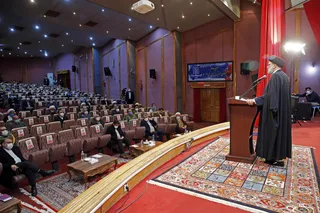 نیروهای قاطع و باانگیزه کشور می‌توانند گره‌های مختلف کشور را باز کنند/ لزوم تعیین تکلیف فاضلاب شاهرود در اسرع وقت