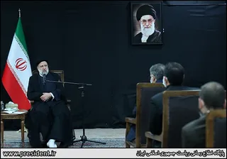 تصاویر  دیدار آیت‌الله رئیسی با جمعی از فرزندان و خانواده شهدا