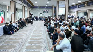 تصاویر دیدار با جمعی از فعالان فرهنگی و اجتماعی خوزستان