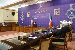 محوریت ائمه جمعه و مساجد برای جمع آوری کمک‌های مومنانه در دوران شیوع کرونا گواهی بر پناهگاه بودن مساجد است