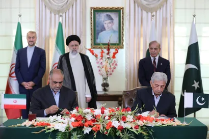 نشست خبری مشترک با نخست وزیر پاکستان