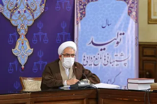 اگر آنقدر که جلسه گذاشتند تا چگونه از غرب کمک بگیرند، برای رونق تولید جلسه می‌گذاشتند، گره‌های بزرگی در کشور باز شده بود