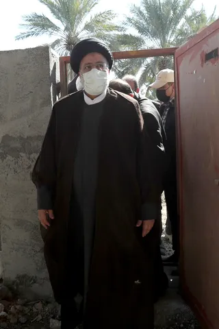 تصاویر  بازدید از روستای زلزله زده گیشان غربی
