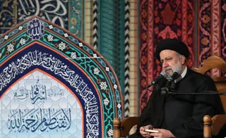 تصاویر مراسم شب بیست و یکم ماه مبارک رمضان در مصلی تهران