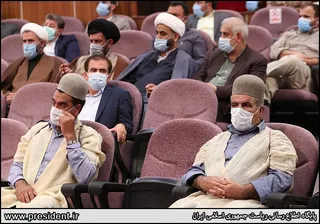 تصاویر دیدار رئیس جمهور با نخبگان ، علماء ، خانواده شهدا ، ایثارگران و جمعی از اقشار مختلف مردم کهکیلویه وبویراحمد