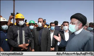 تصاویر بازدید آیت الله رئیسی از معدن زغال سنگ پروده طبس
