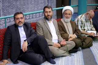 تصاویر اجتماع مردمی هسته های جهاد , پیشرفت در حسینیه جماران