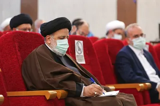واگذاری بنگاههای دولتی به بخش خصوصی یک ضرورت است به شرط آنکه دولت بخش خصوصی را توانمند کند