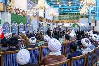 نشست با جمعی از علما و روحانیون