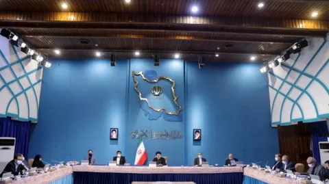 تالاب انزلی در حد امکان احیا گردد تا نقشه سوداگران برای سواستفاده از این مجموعه ذی‌قیمت خنثی شود