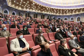 تصاویر دیدار رئیس جمهور با نخبگان ، علماء ، خانواده شهدا ، ایثارگران و جمعی از اقشار مختلف مردم