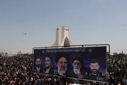 مراسم تشییع پیکر رئیس جمهور شهید و همراهان در تهران