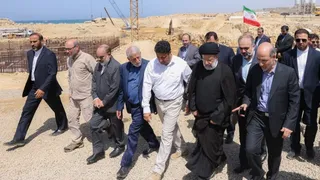 تصاویر  آغاز عملیات لوله‌گذاری انتقال آب دریای عمان به شرق کشور