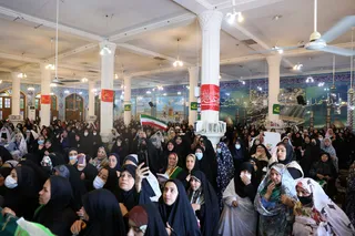 تصاویر حضور و سخنرانی در جمع نمازگزاران جمعه برازجان