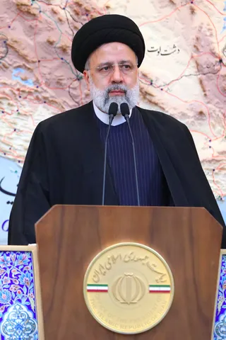 بدرقه رئیس جمهور برای سفر به الجزایر