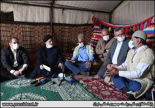 حضور آیت‌الله رئیسی در جمع عشایر بویراحمدی تنگه گرگو