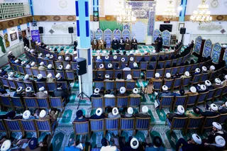 نشست با جمعی از علما و روحانیون