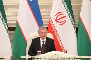 تصاویر امضای ۱۷ سند همکاری و یک بیانیه مشترک میان مقامات ایران و ازبکستان