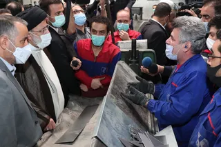 تصاویر بازدید از کارخانه تولید لوازم خانگی سنگرکار
