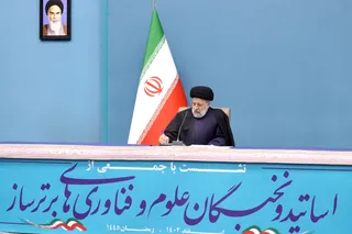 نشست با جمعی ازاساتید و نخبگان علوم و فنآوری های برترساز