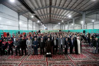 تصاویر جشن احیا ۷۶ واحد صنعتی در استان یزد و بازدید از کارخانه احیا شده رادیاتورسازی