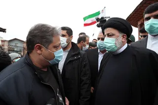 تصاویر حضور رئیس جمهور بر مزار میرزا کوچک خان جنگلی