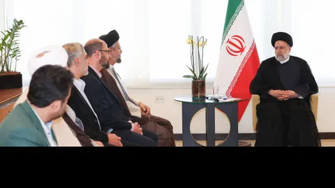 تصاویر دیدار برخی اعضای تشکل‌های اسلامی و فرهنگی ونزوئلا با دکتر رئیسی