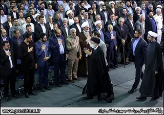 تصاویر آئین بزرگداشت مقام معلم
