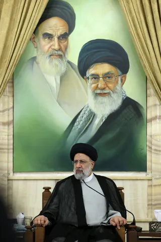 تصاویر دیدار با جمعی از علما و فضلای خراسان رضوی