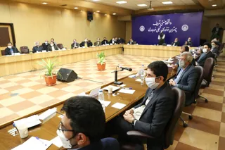 تصاویر نشست رئیس جمهور با اساتید و فناوران دانشگاه صنعتی شریف