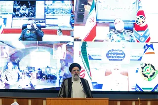 ویژگی ارتش ما این است که ارتش ولایی است؛ این ارتش مردم را باور دارد و مردم هم به ارتش اعتماد دارند