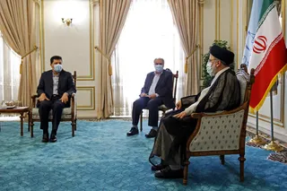 بی رحمی دشمن در تحریم کالاهای ضروری مردم ایران و سوریه، جنایت علیه بشریت است/ قبلا میز مذاکره تعیین‌کننده مناسبات منطقه بود و امروز ابتکار عمل در دست جریان مقاومت است