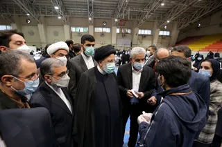 تصاویر بازدید از مرکز رسیدگی به نامه های مردمی در رشت