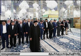تصاویر زیارت مضجع مطهر حضرت زینب (سلام الله علیها)