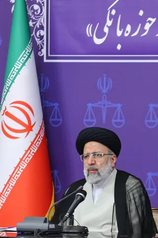 سخنرانی آیت‌الله رئیسی در نشست بررسی موانع تولید در حوزه بانکی