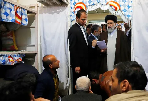 بازدید سرزده رئیس قوه قضاییه از ندامتگاه مرکزی کرج در بدو ورود به استان البرز