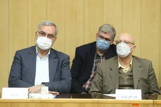 تصاویر نشست رئیس جمهور با اساتید و فناوران دانشگاه صنعتی شریف